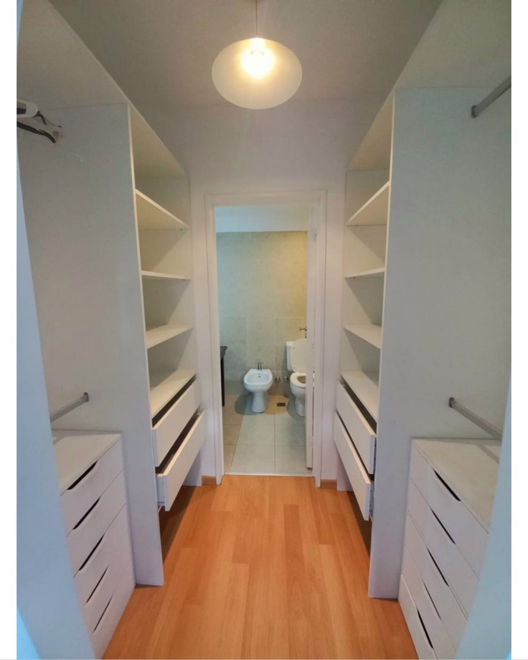 Hermoso departamento 2 ambientes en Tigre Centro.