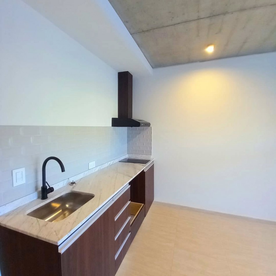 Impecable monoambiente en Tigre